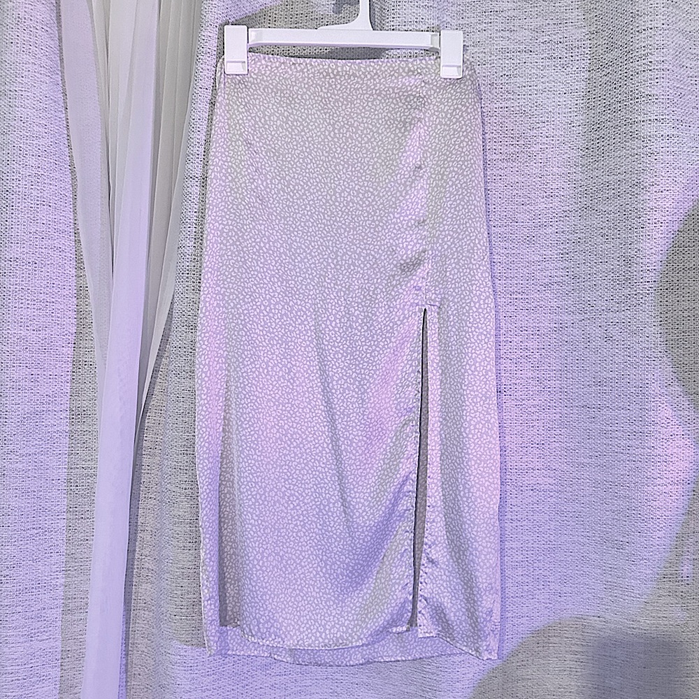 ABERCROMBIE & FITCH Midi Satin Skirt with Slit